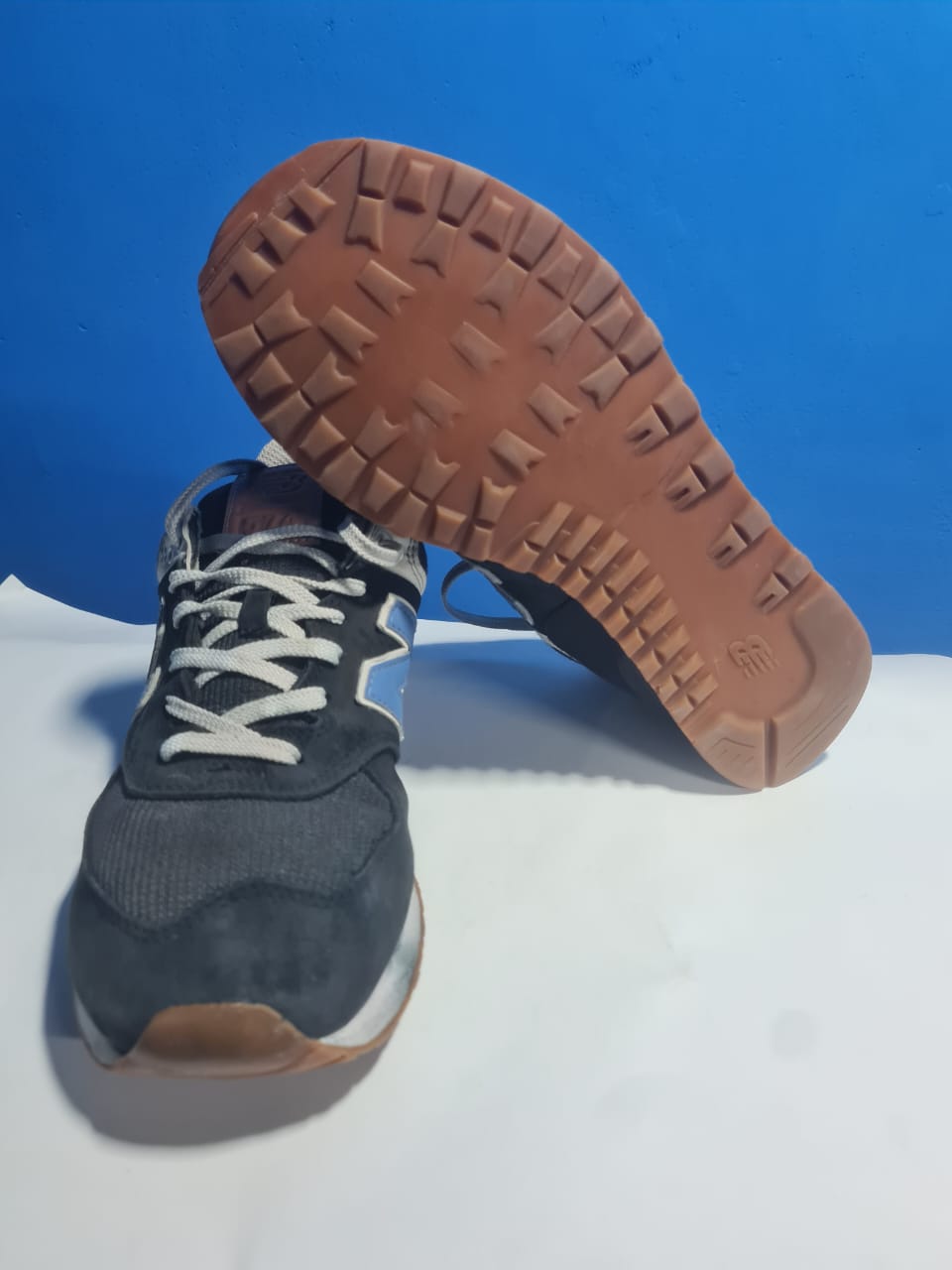 New Balance 574 Classic Sneaker - Navy/Tan (Pre-Owned)