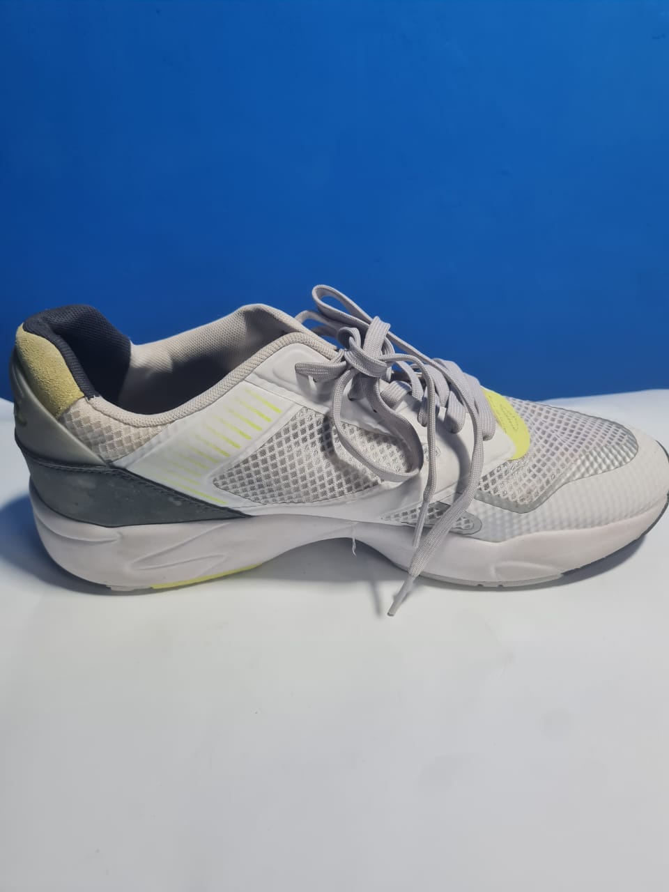 Lacoste Court-Ready Trainer - White/Neon Yellow (Pre-Owned)