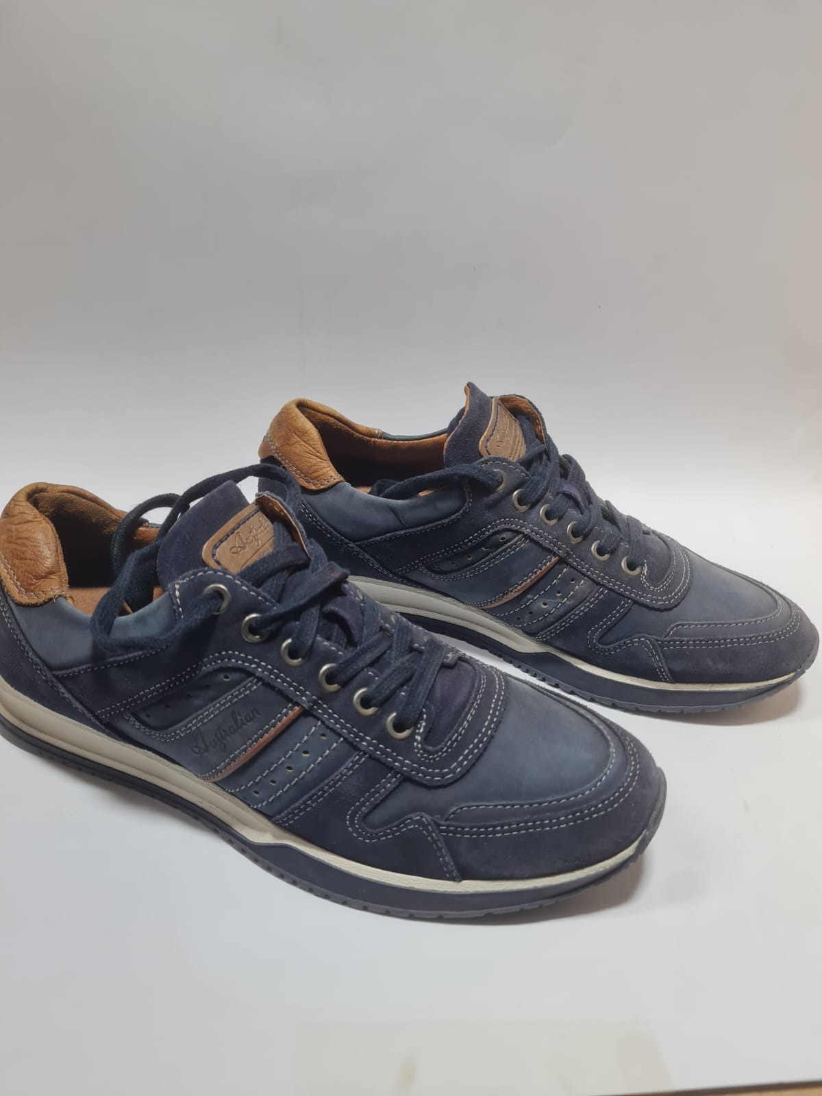 Australian Footwear Men's Casual Sneakers - Navy Blue Suede